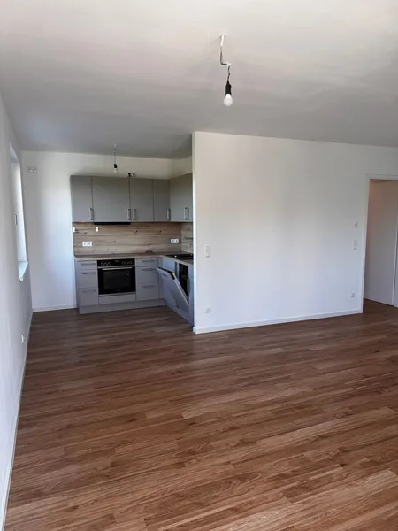 Balkonwohnung mit 2 Schlafzimmern und 2 Bädern in Berlin Prenzlauer Promenade — photo 1
